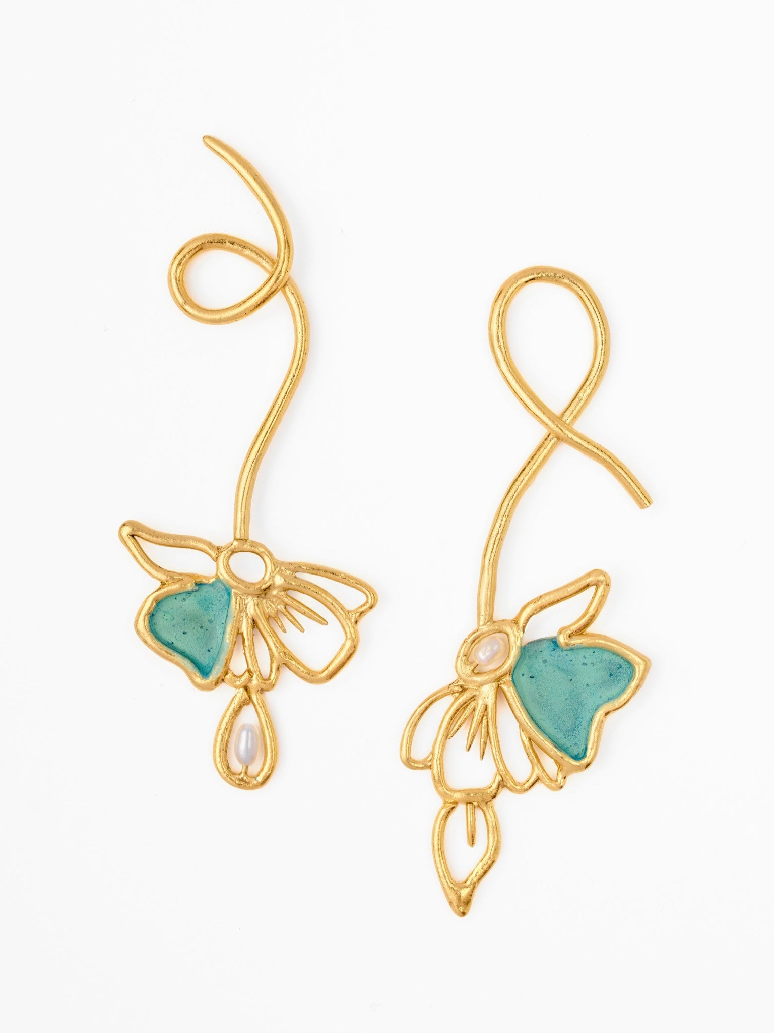 The Vine Blossom Earrings in Green