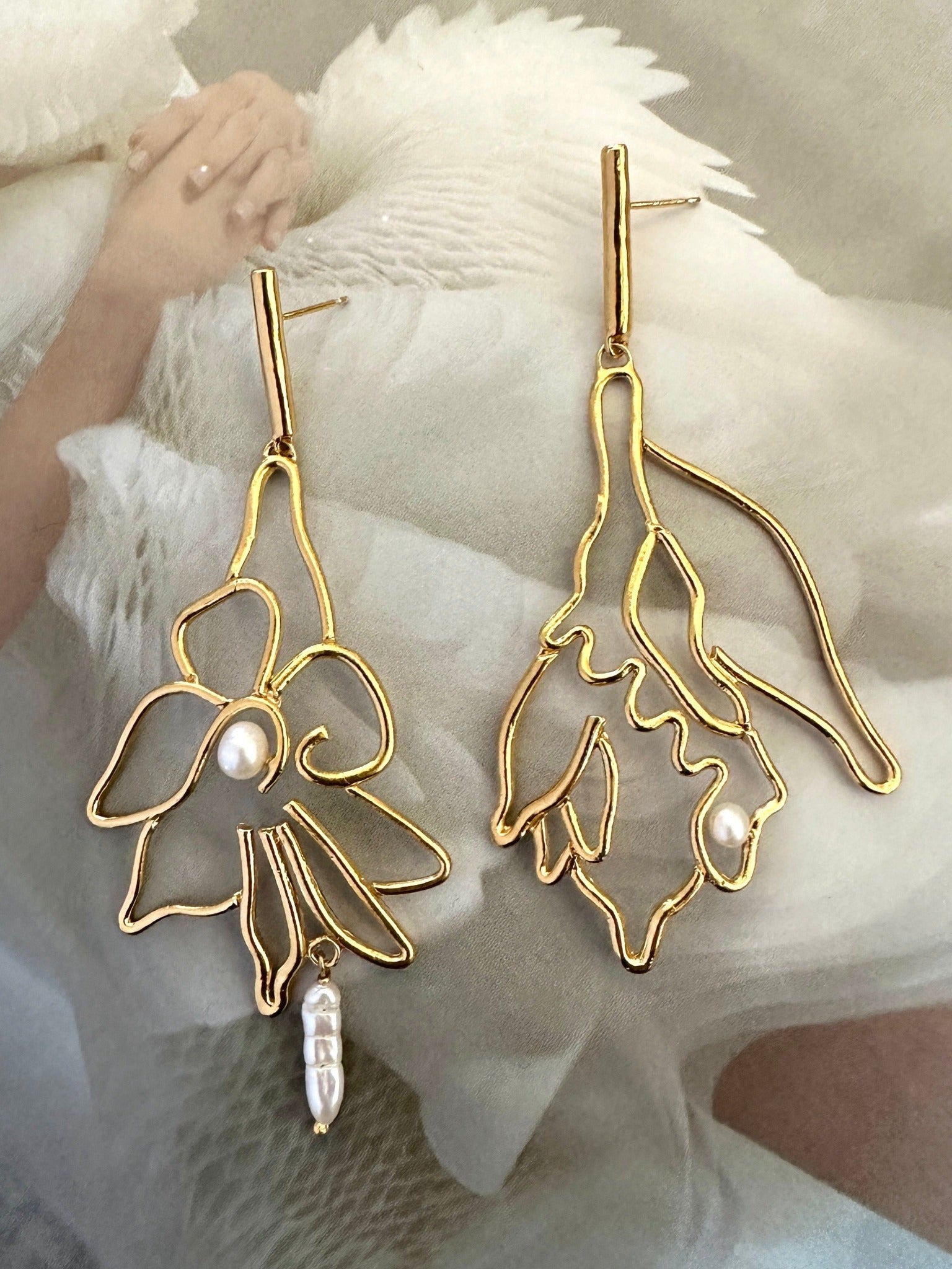 The Corsage Earrings