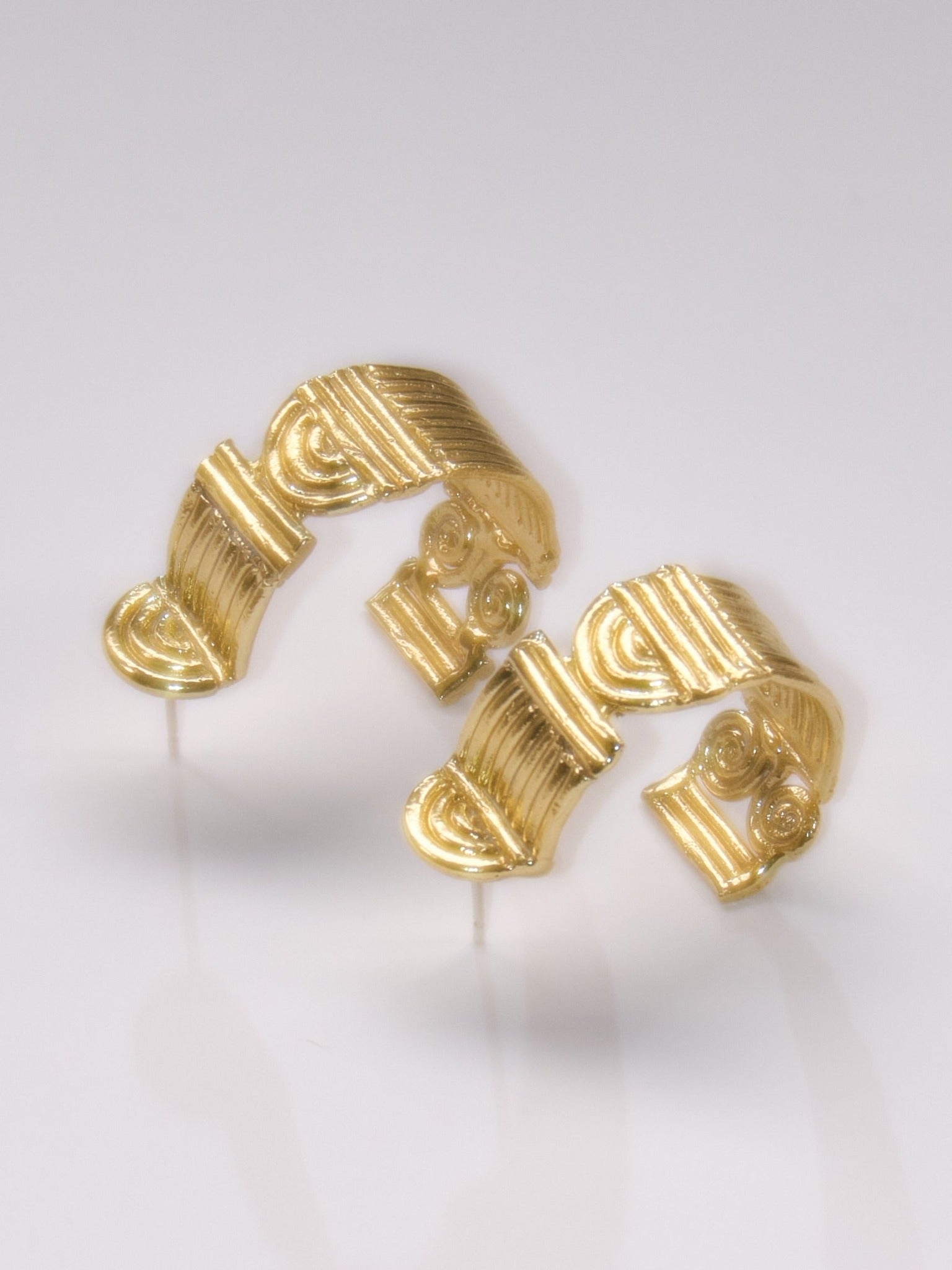 The Bo Bardi Hoops
