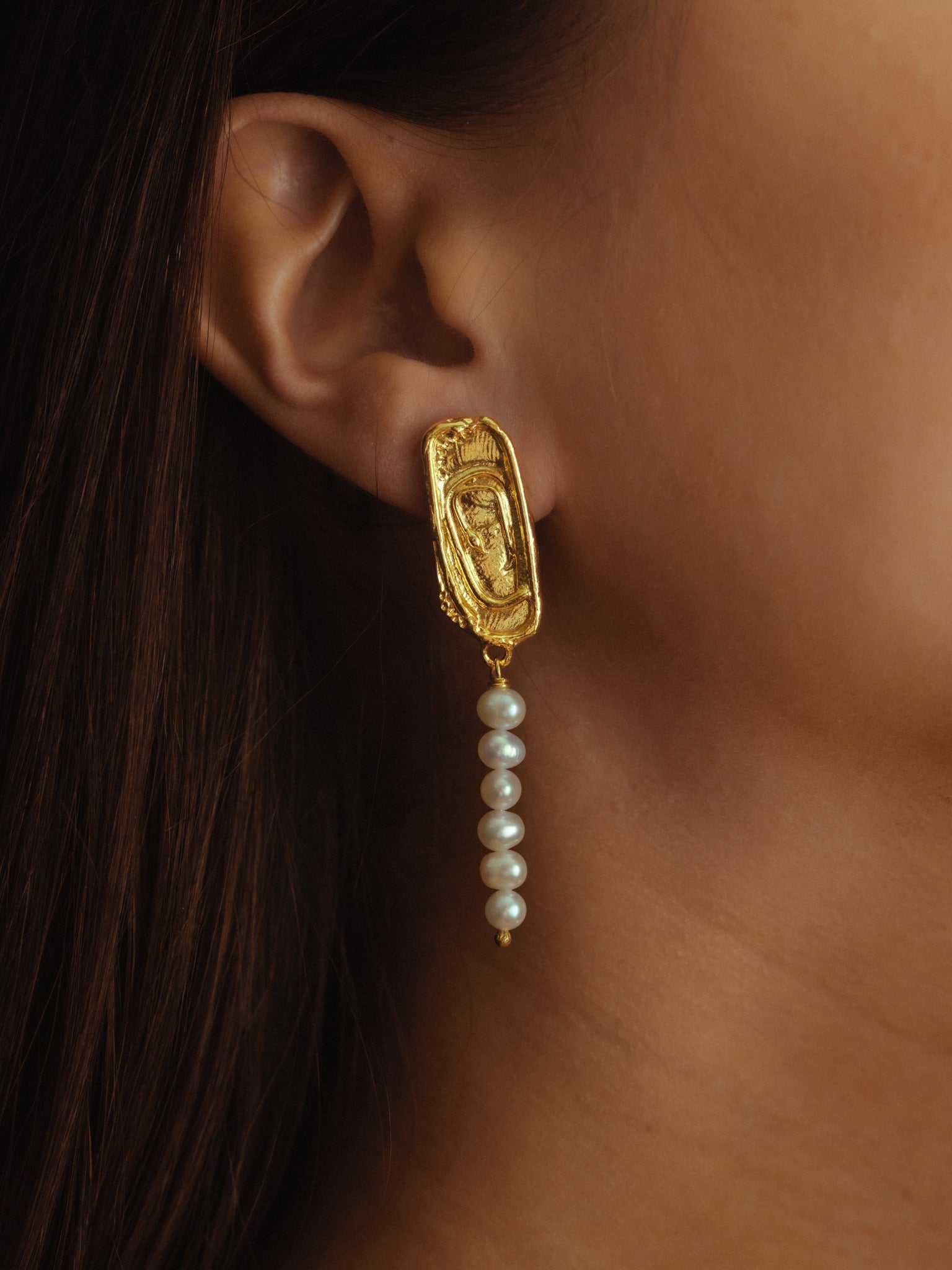 The Little Minoan Earrings