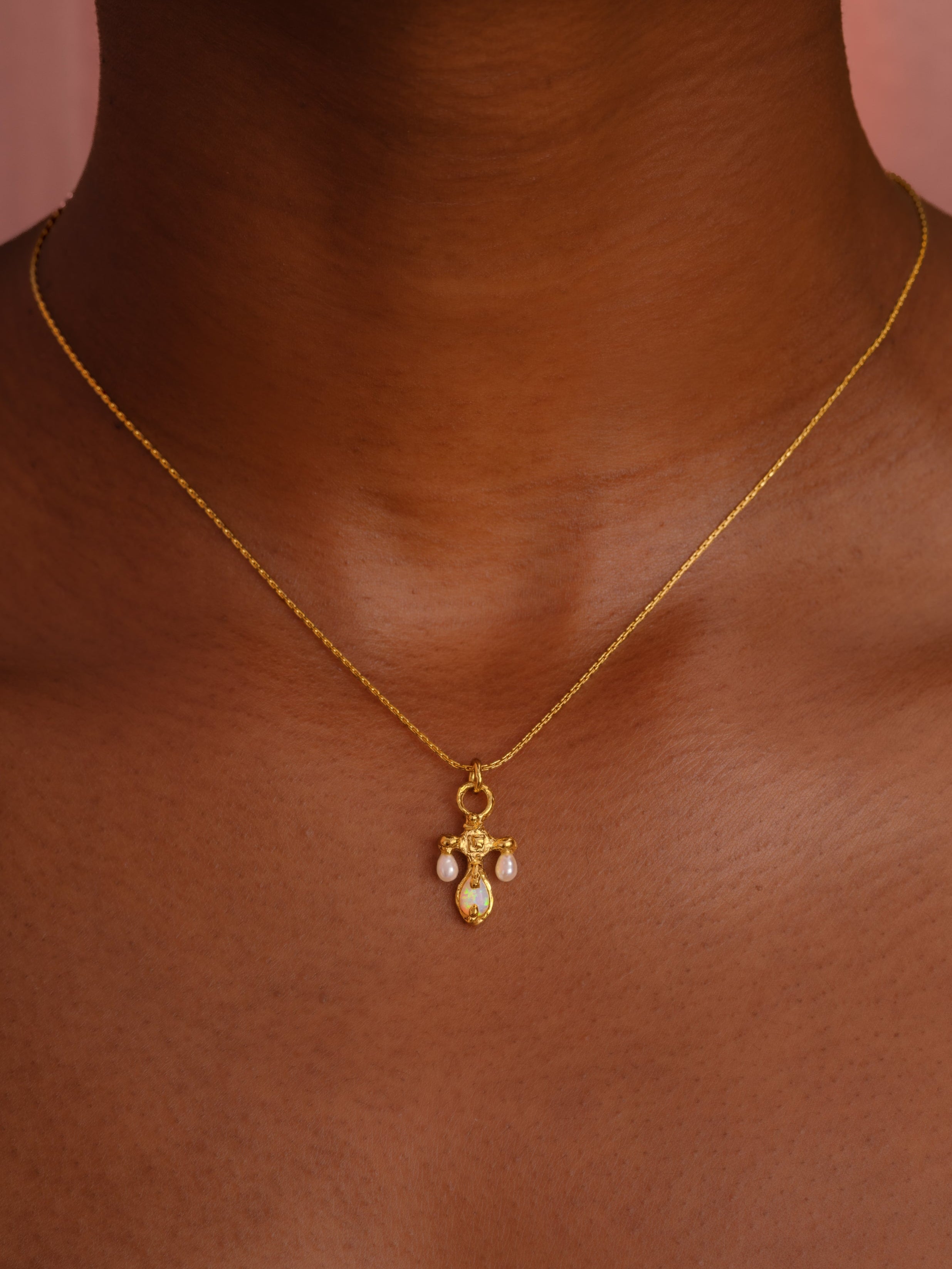 The Daphne & Apollo Chain