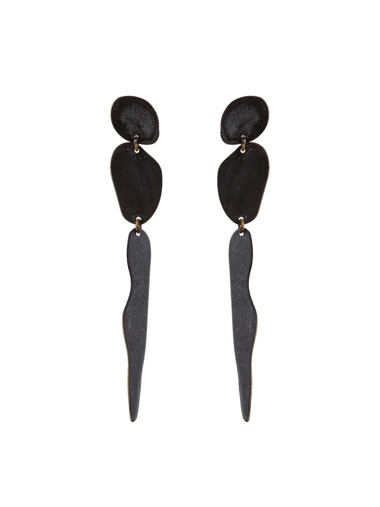 The Gia Lovers Earrings in Black