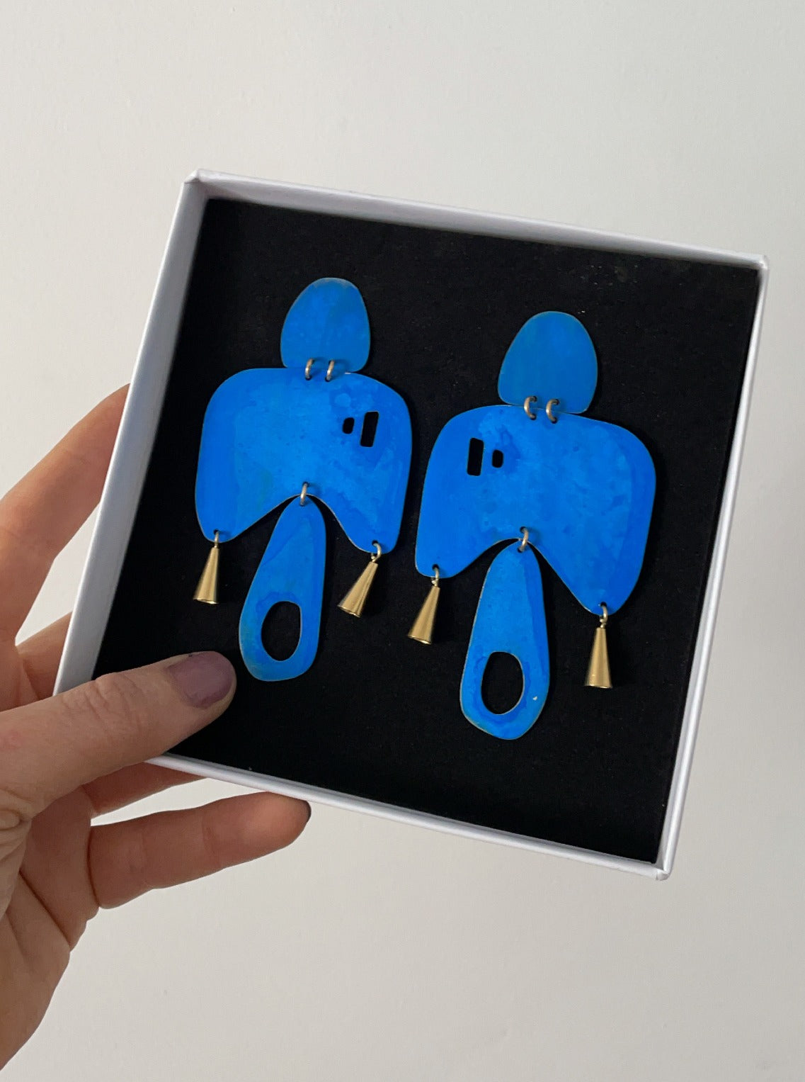 The SIA Dove Earrings in Blue